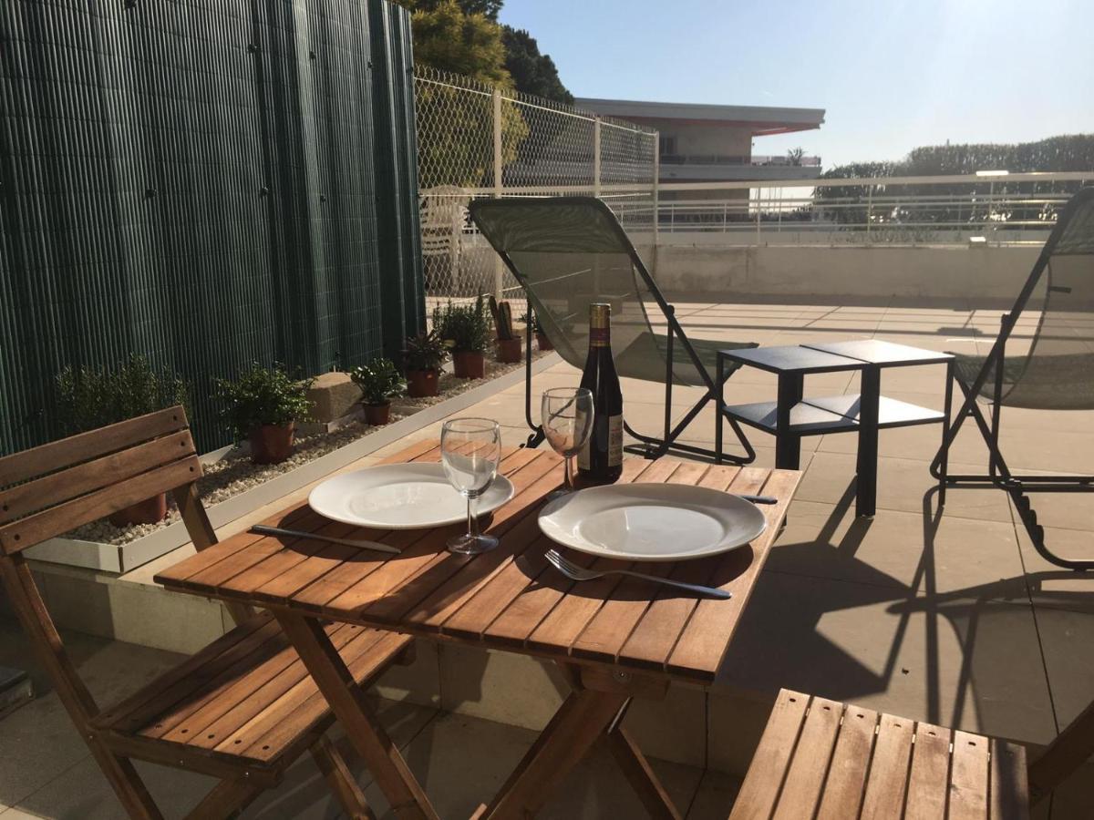 Bord de mer, studio avec terrasse Villeneuve-Loubet Extérieur photo